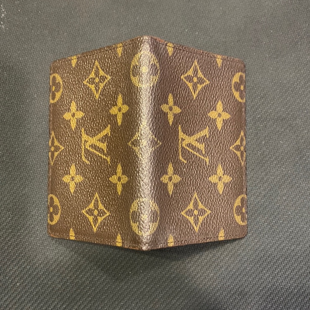 Louis Vuitton Monogram ID Holder
